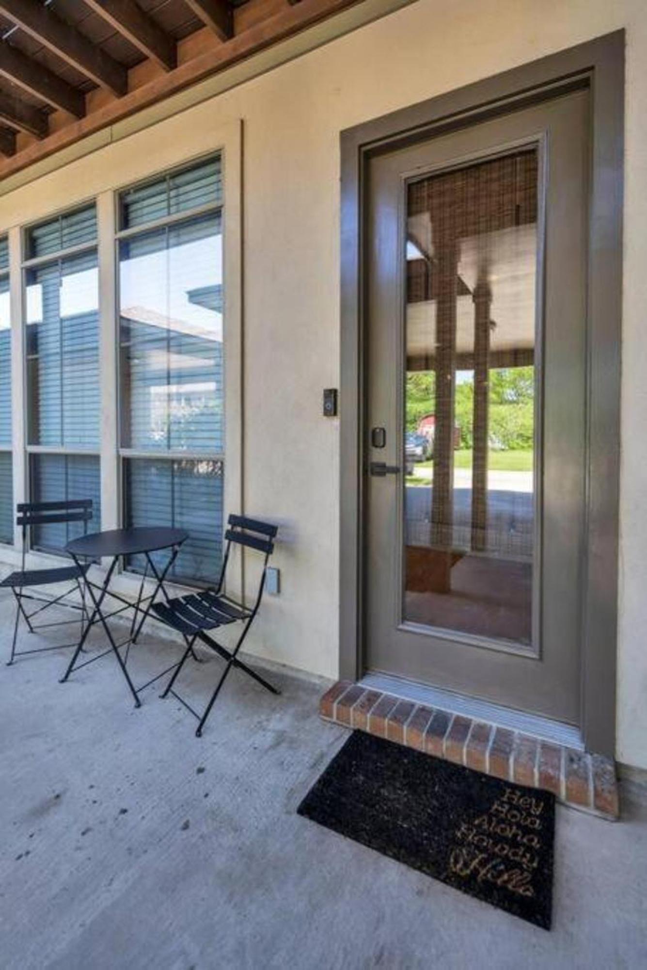 Stylish & Romantic Home, Long-Term Friendly, King Baton Rouge Exterior photo
